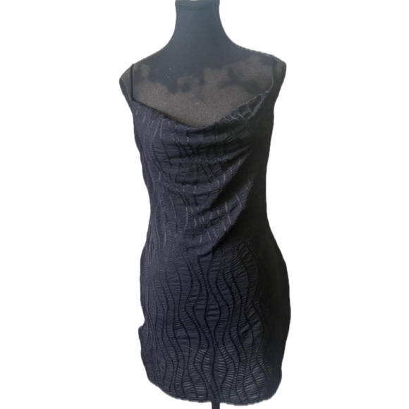 PrettyLittleThing Black Textured Mini Dress - Picture 2 of 13